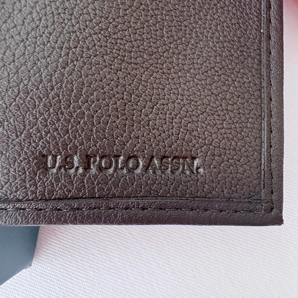 U.S. Polo Assn‎ Trifold Wallet Brown Genuine Leather Embossed Logo NWT